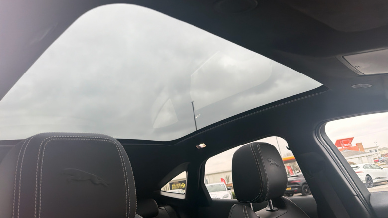 Jaguar E-Pace 1.5 P300e R-Dynamic HSE 5dr Auto Estate